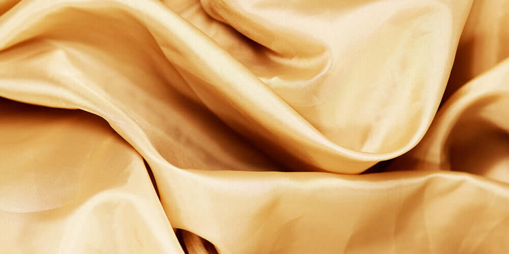 Comment entretenir son linge de lit en soie ? Image
