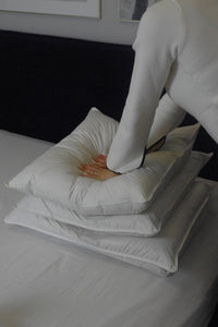 Premium goose feather and down pillow - FEATHER