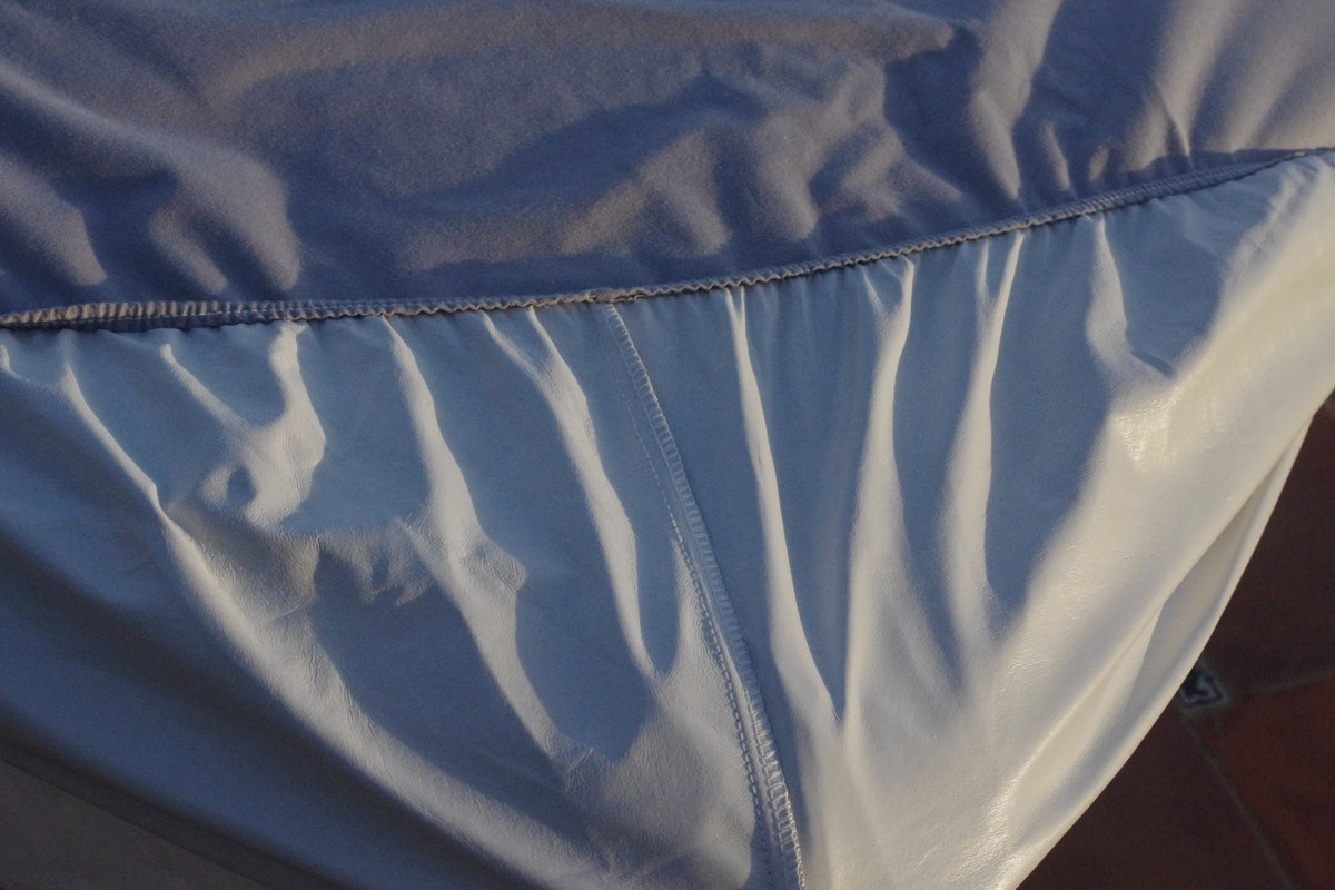 100% Organic Cotton Waterproof Mattress Protector/Cover - EXTRAORDINAIRE BIO